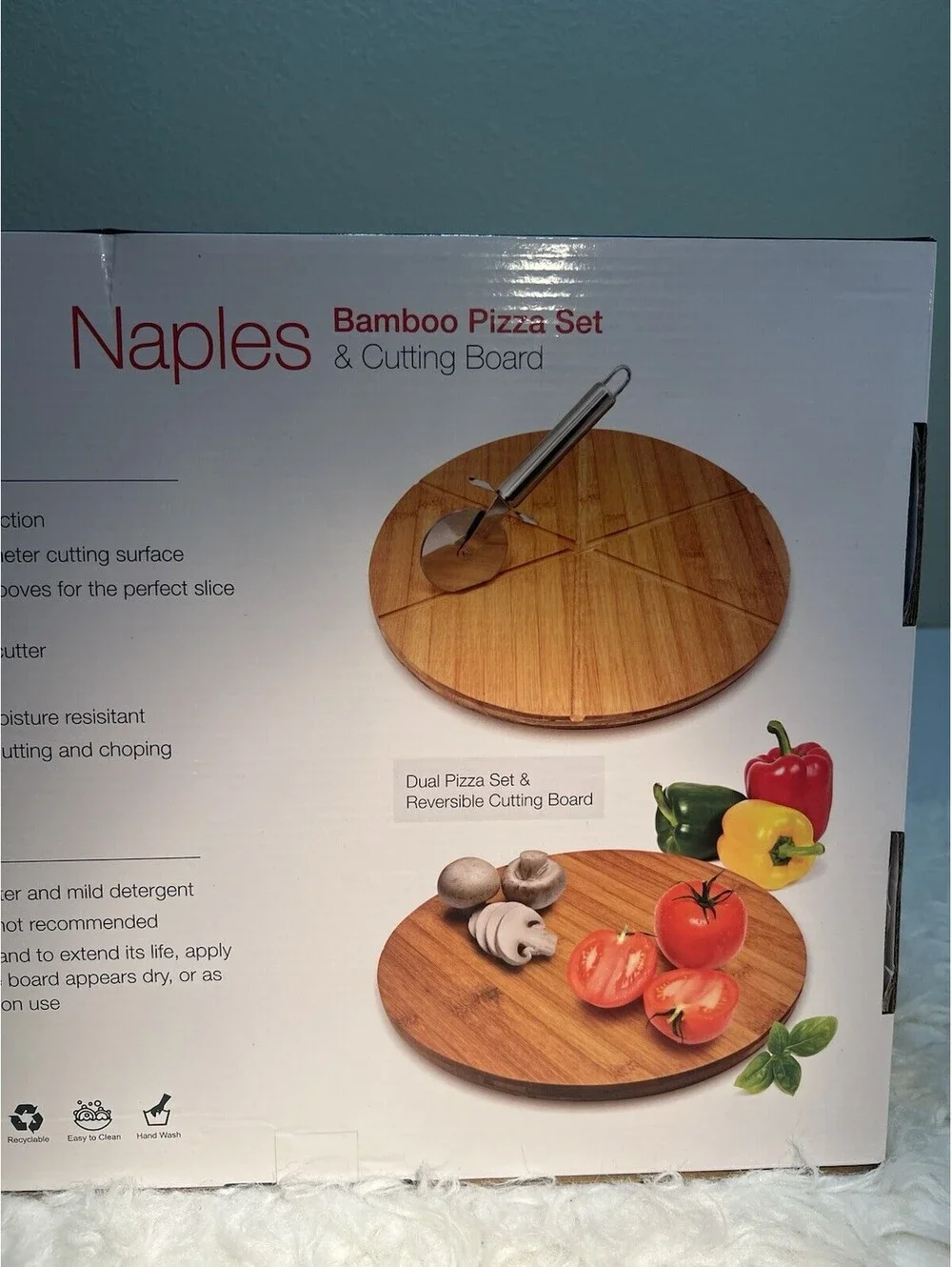New Grande Chef Naples Bamboo Pizza / Cutting Board & Pizza Cutter Wheel